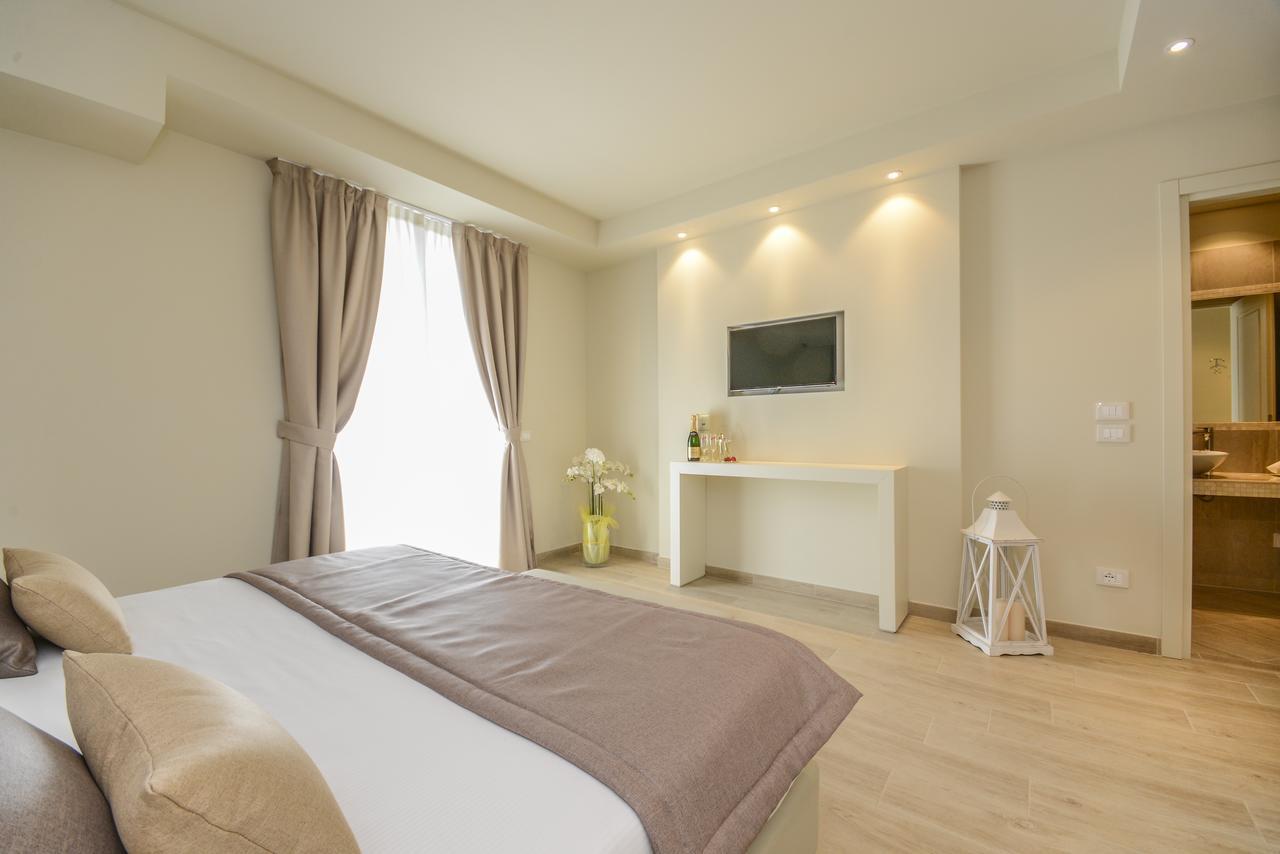 Hotel Villa Garuti Padenghe sul Garda Eksteriør bilde