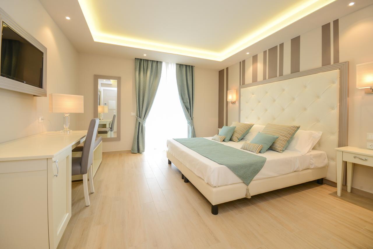 Hotel Villa Garuti Padenghe sul Garda Eksteriør bilde